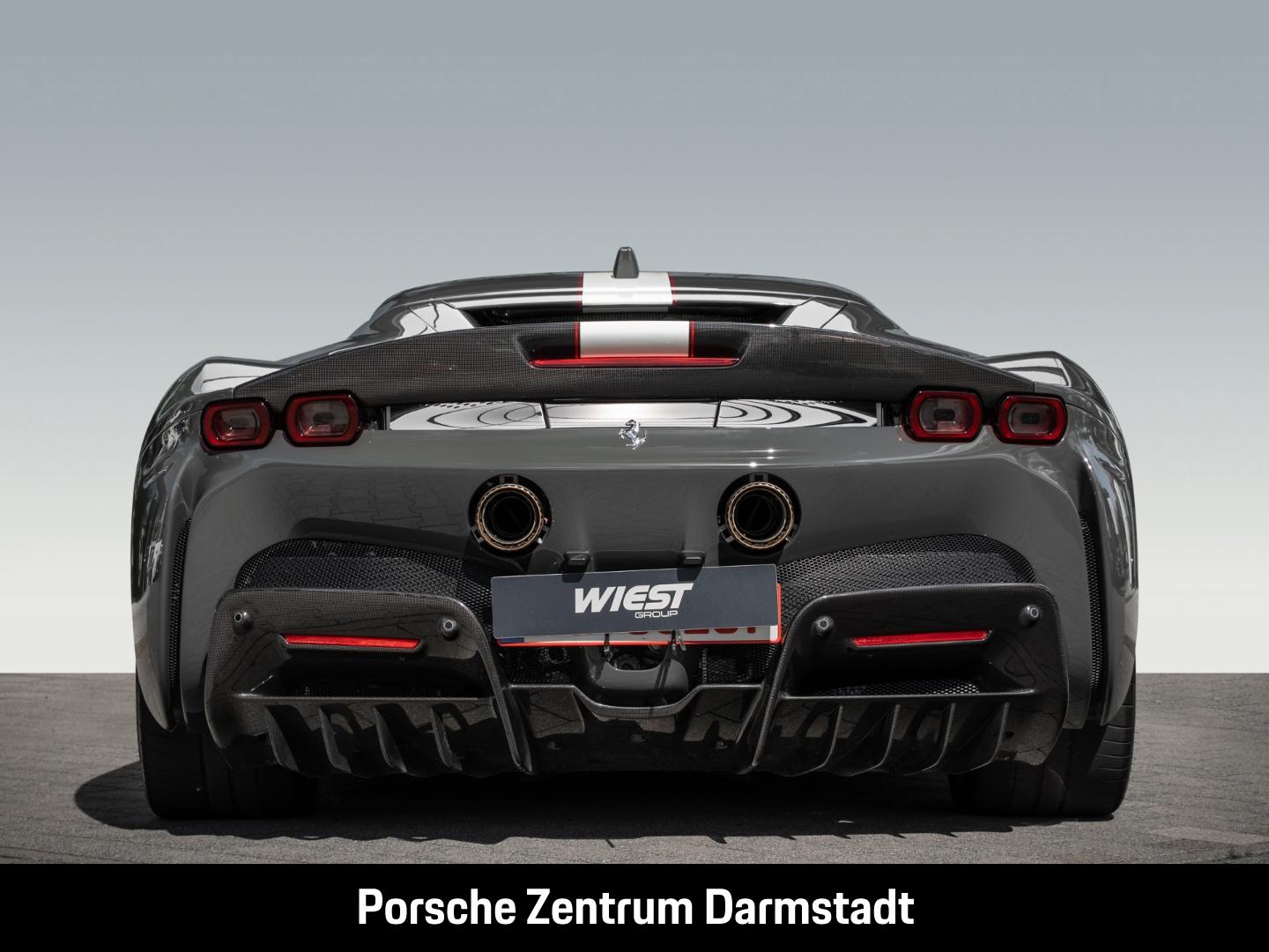 Ferrari SF90 Stradale Asseto Fiorano NP:562.850€