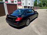 Mercedes-Benz E 200 d Autom Taxi  - Mercedes-Benz E 220: Taxi