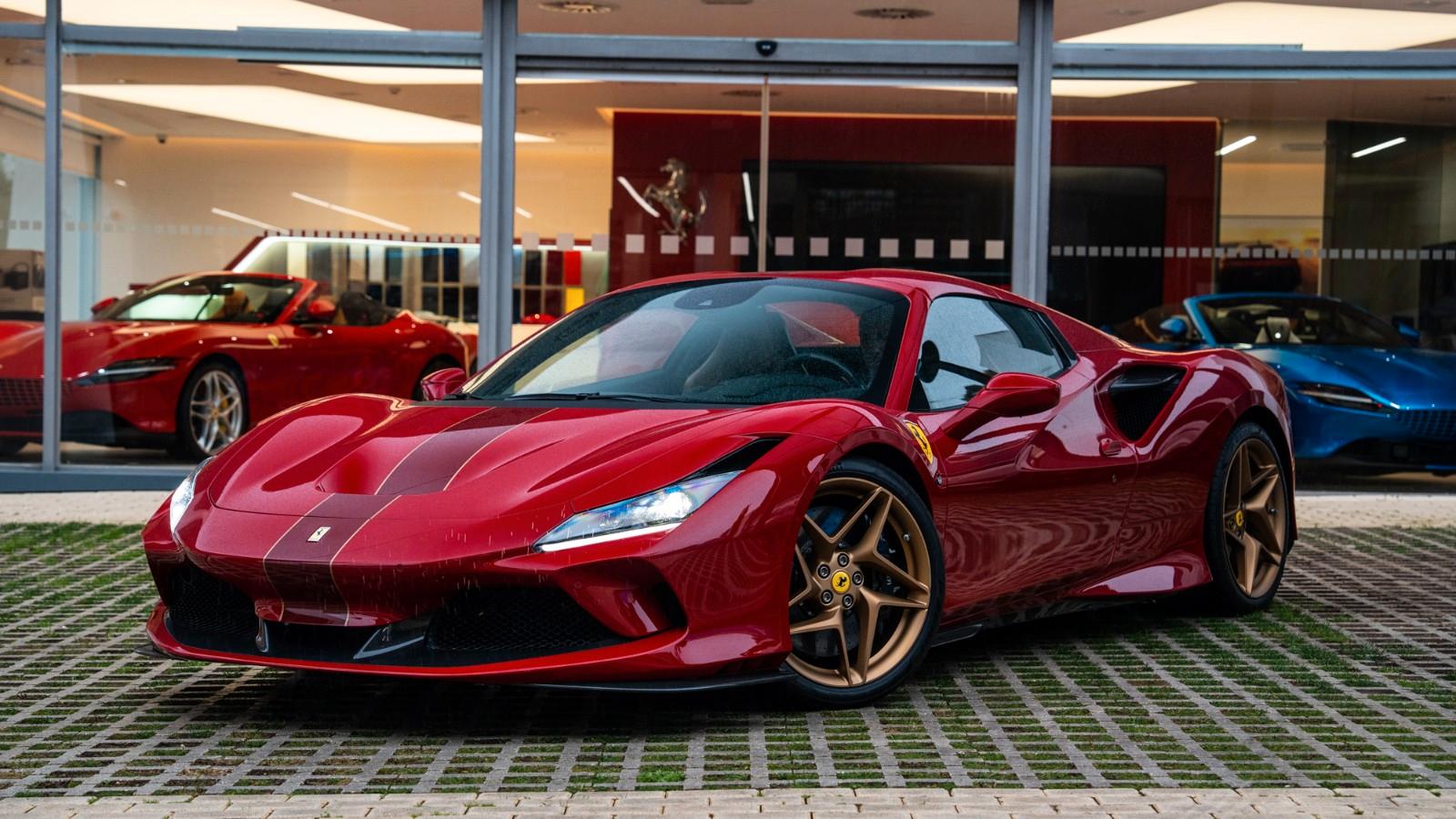Ferrari F8 Spider TM