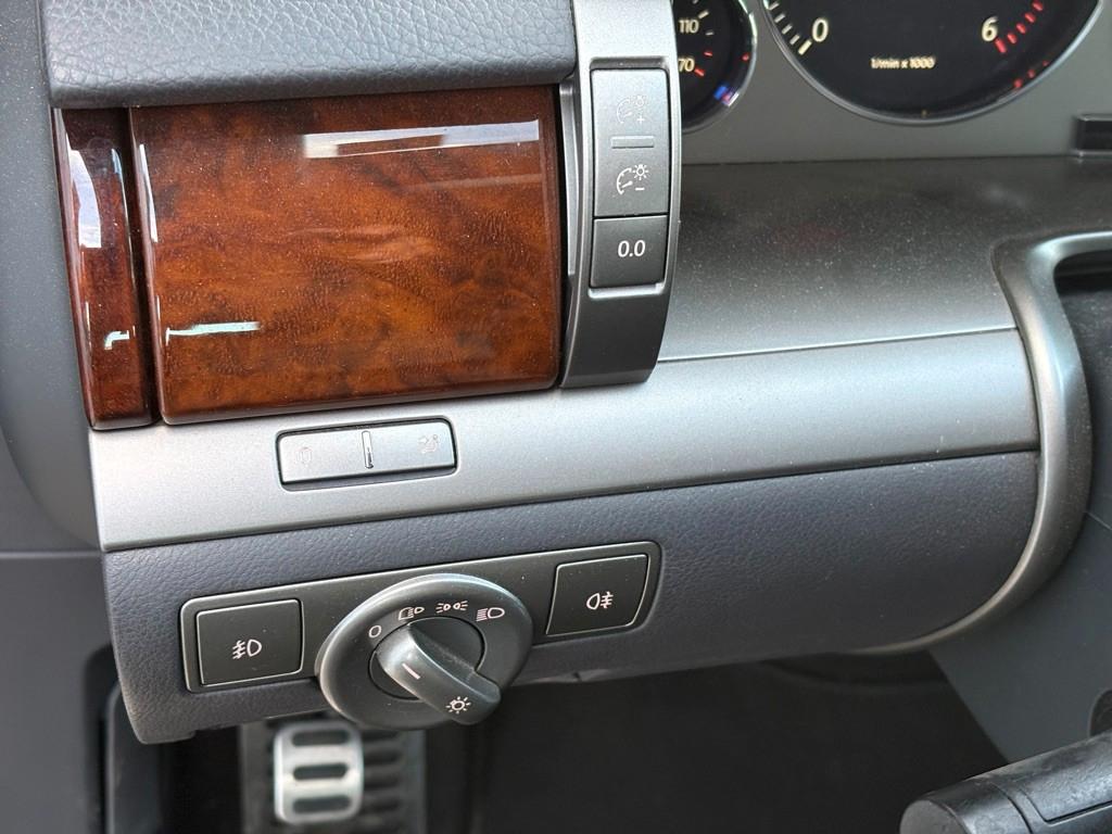 Volkswagen Phaeton V6 TDI 5-Sitzer 4Motion Standh. Navi.