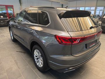 Volkswagen Touareg - 6