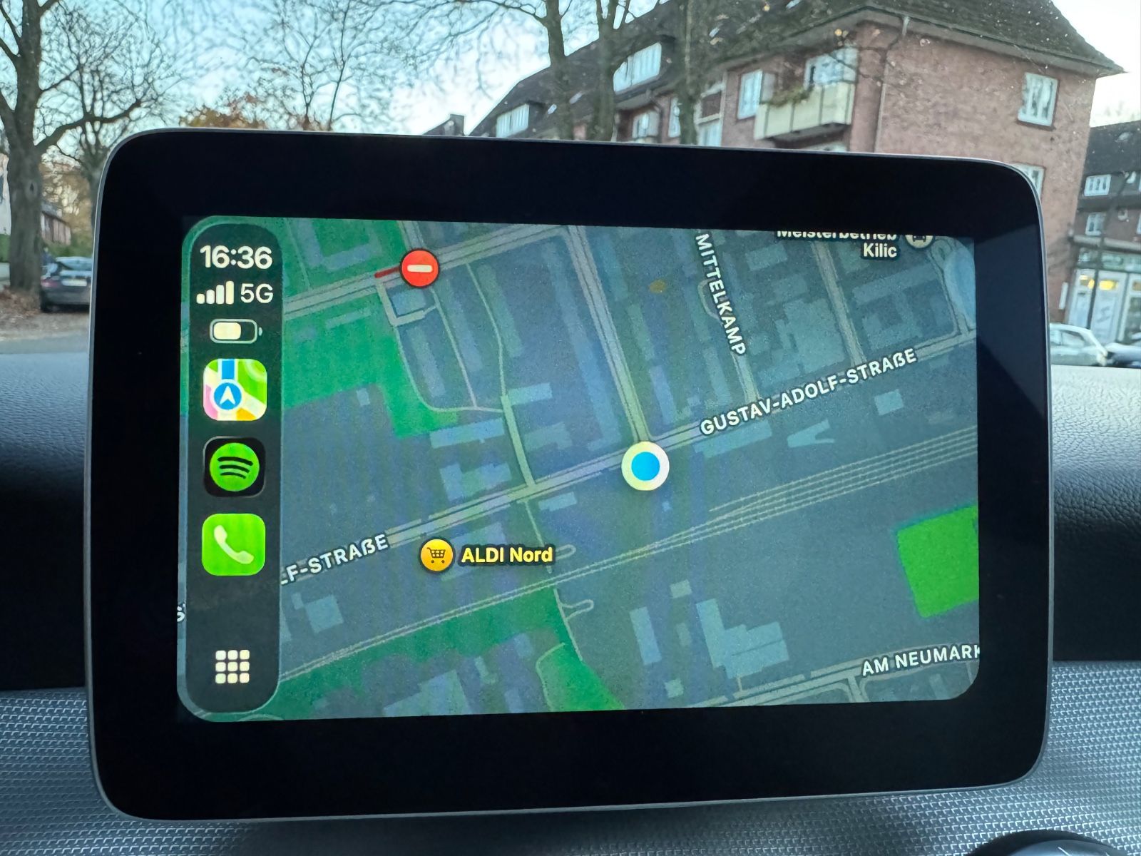 Fahrzeugabbildung Mercedes-Benz CLA 180*PANO*LED*CARPLAY*CAM*NAVI