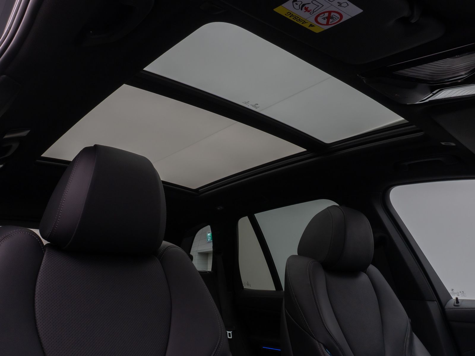 Fahrzeugabbildung BMW X5 xD30d M Sport Panorama Kamera HUD DAB HiFi