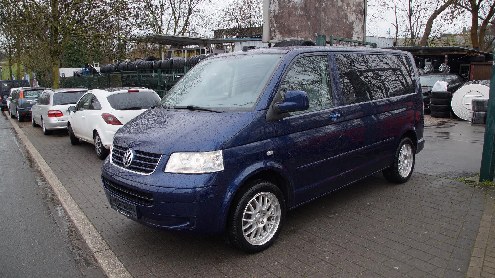 Volkswagen T5  Bus Multivan Comfortline  SZ1  7Sitzer