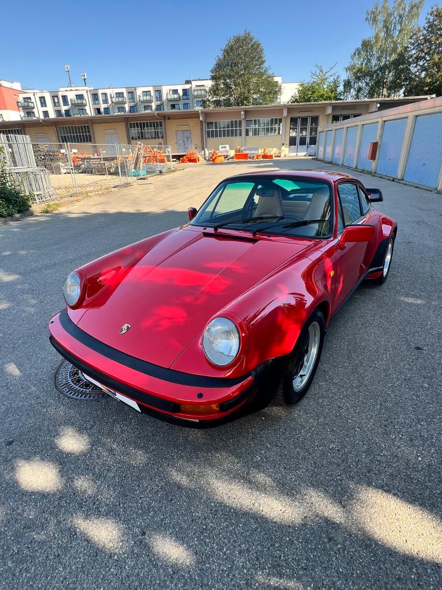 Porsche 911 Turbo 3,3 orig. 92tkm  90% Erstlack u-frei