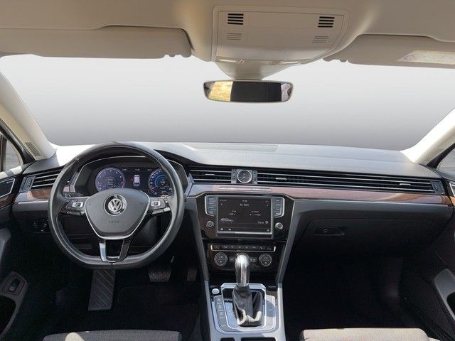 Passat Variant R-Line 2.0 TSI 360°AHK KESSY ACC