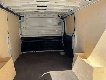 Nissan Primastar - 11