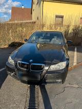 BMW 320d M Paket e90 mit Motorschaden Bauj... - BMW: Motorschaden