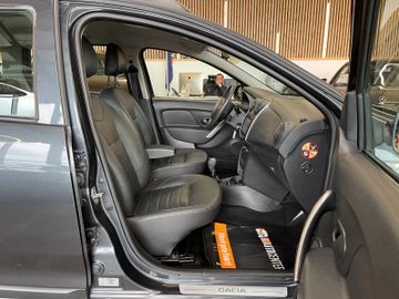 Dacia Logan MCV II Kombi Prestige *1.HAND*NAVI*KLIMA*