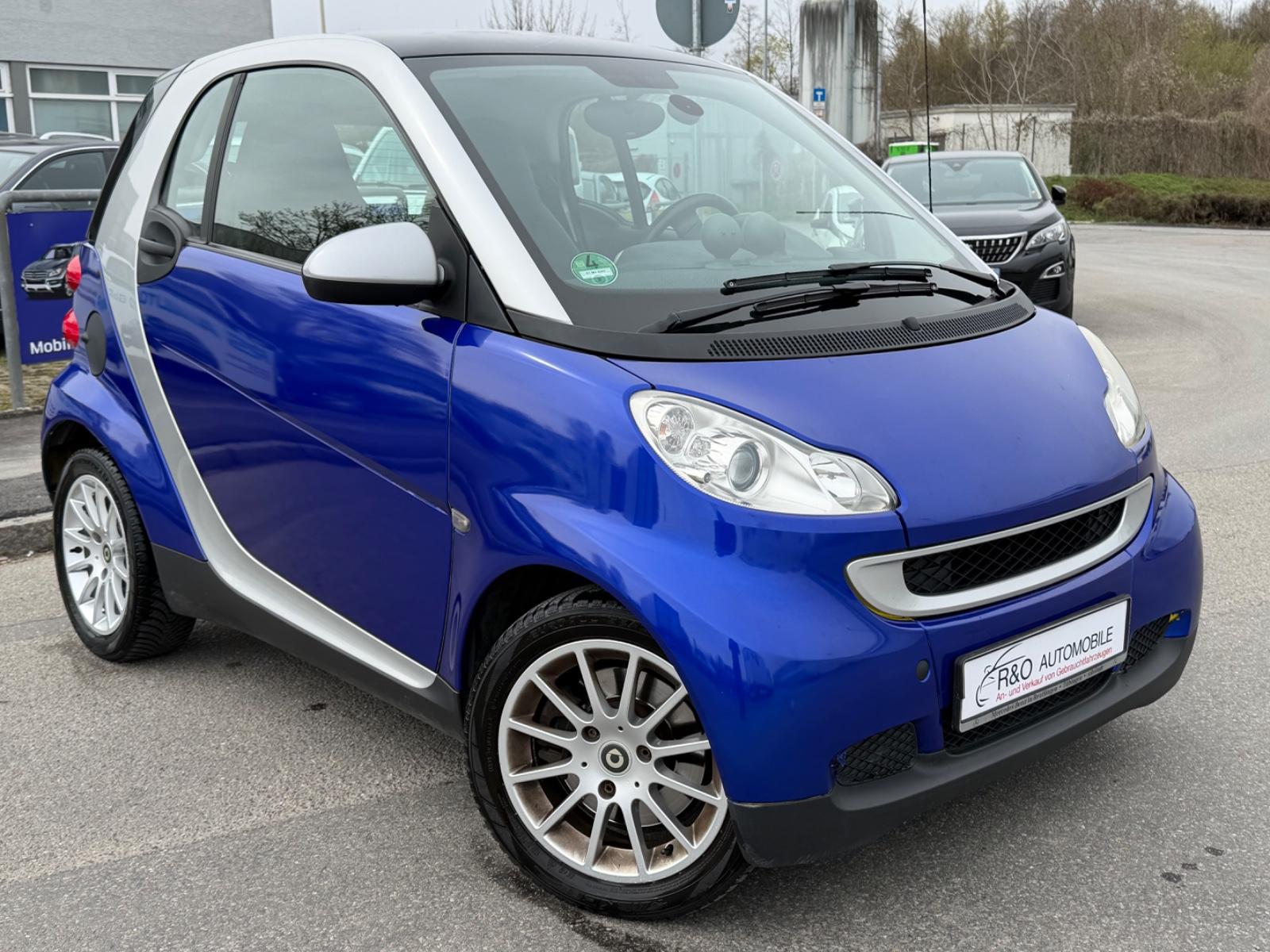 Smart ForTwo fortwo coupe Basis 62 kW WENIG KM*LEDER