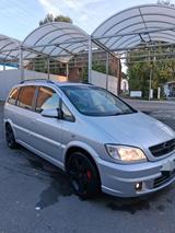 Opel Zafira 1.8 Benziner OPC Line Vollfahr... - Opel Zafira: B Opc Line