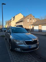 Skoda superB - Skoda Superb aus 2011: Kombi