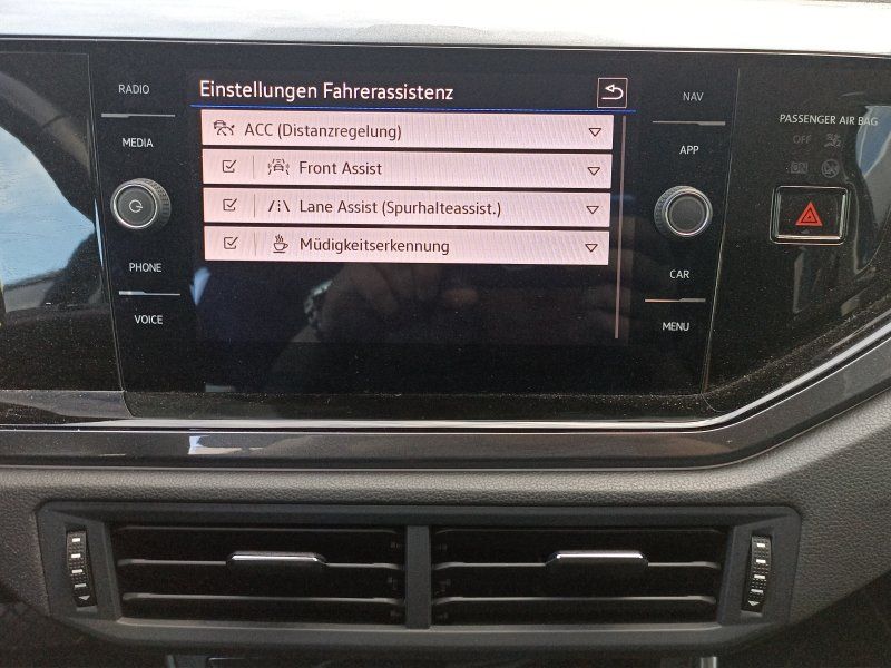 Fahrzeugansicht 14 Fahrzeugabbildung Volkswagen Taigo 1.0 TSI Style DSG ACC+MATRIX-LED+18 ZOLL-