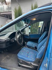 2002 Mercedes-BENZ VANEO 照片 9