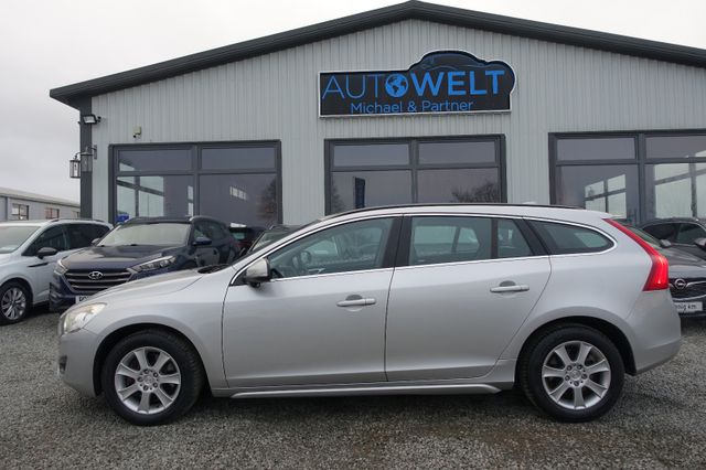 Volvo V60 Kombi 2.0 T KLIMAAUT NAV ANHK PDC Insp.NEU