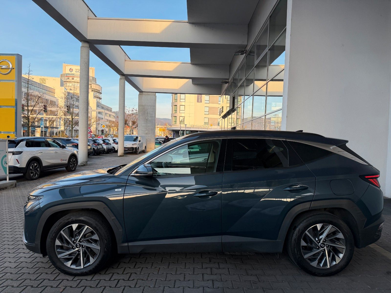 Fahrzeugabbildung Hyundai Tucson Trend 150PS Navi/Kamera/LED!