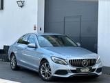 Mercedes-Benz C 250 d 4M 9G*AVANTGARDE*MEMORY*AHK*DIS+*KAMERA - Mercedes-Benz C-Klasse mit Diesel-Antrieb: Limousine