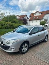 Renault Megane Grandtour dCi 110 TÜV 07/2026 Klima Navi - Renault Megane aus 2011: Grandtour