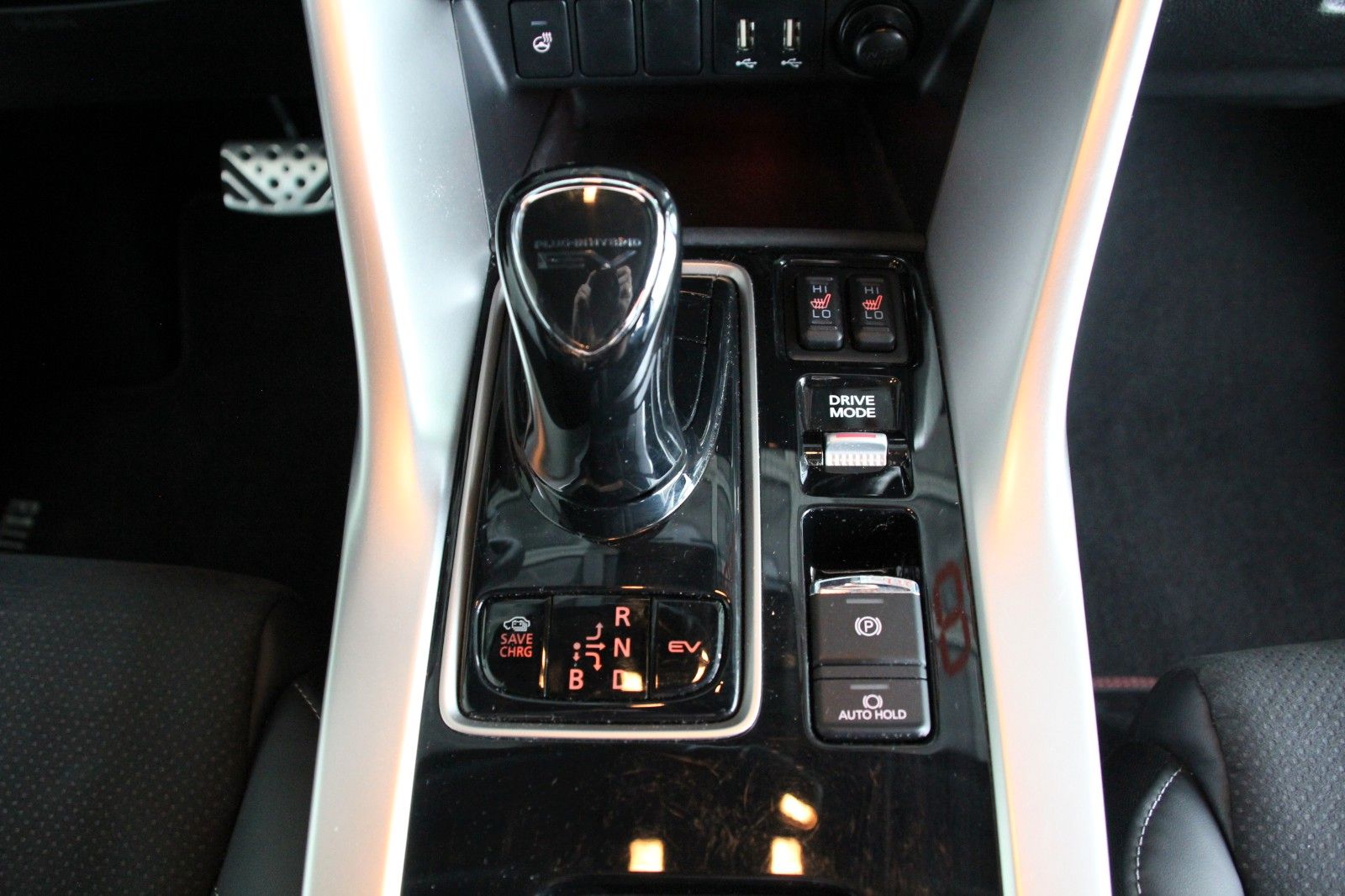 Fahrzeugabbildung Mitsubishi Eclipse Cross PHEV Select