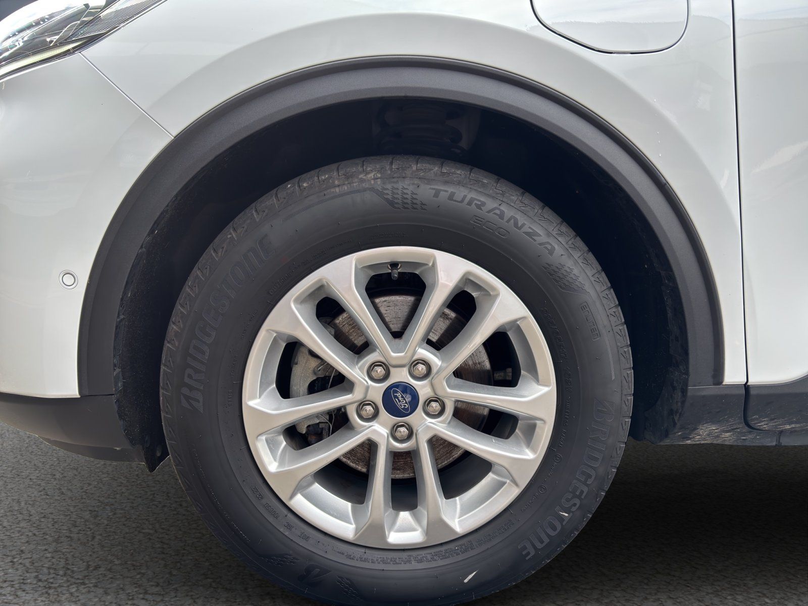 Fahrzeugabbildung Ford Kuga Plug-In Hybrid Titanium