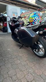 Honda nc700d integra - BENZIN ROLLER