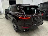 Porsche Cayenne 4.8 V8 Turbo*LED*Pano*Burmester*KERAMIK* - Porsche: Unfallwagen