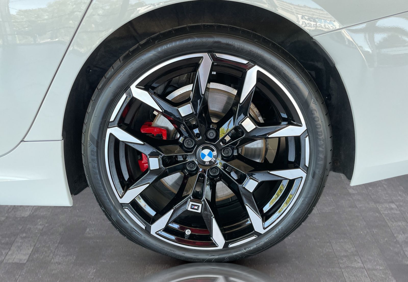 BMW 330 - Bild 14