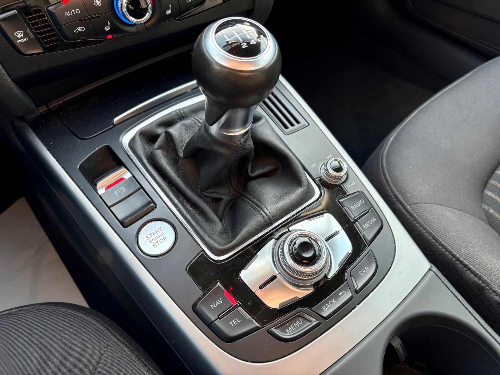 Fahrzeugabbildung Audi A4 3.0TDI Lim. Ambiente Navi Xenon SCHECKHEFT
