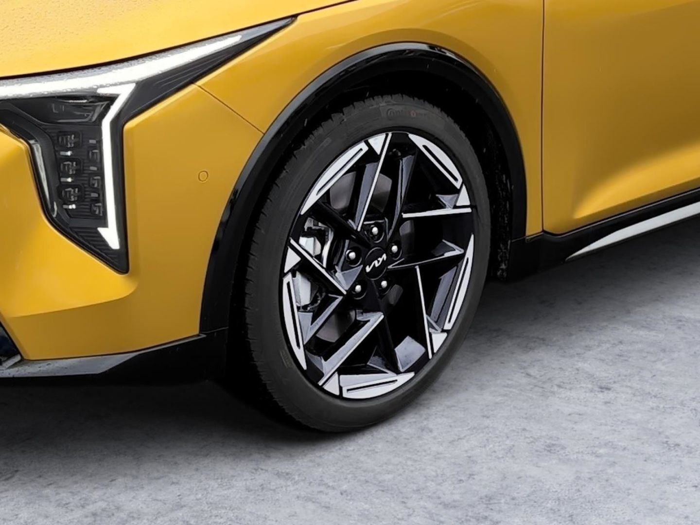 Fahrzeugabbildung Kia K4 1.6 T-GDI 132 kW GT-Line HUD El. Panodach Nav
