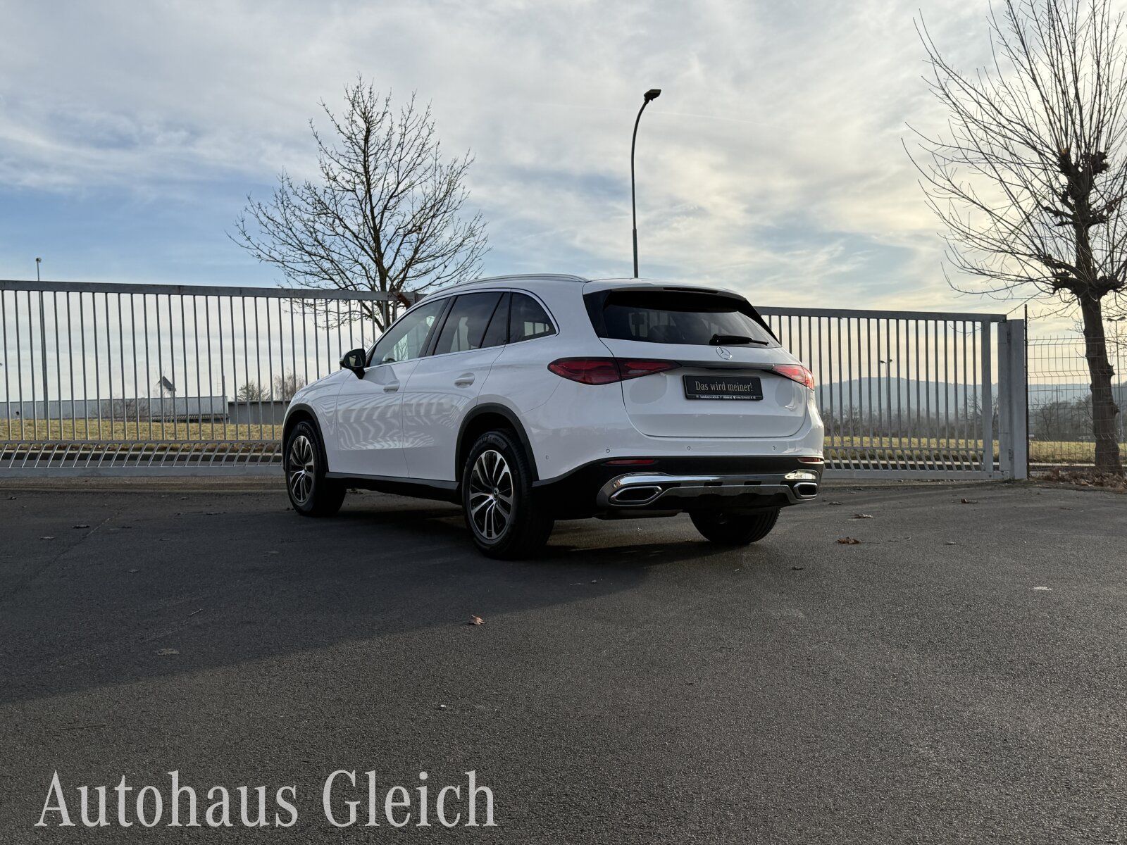 Fahrzeugabbildung Mercedes-Benz GLC 220 d Avantgarde 4Matic Navi/Pano.-Dach/Klim