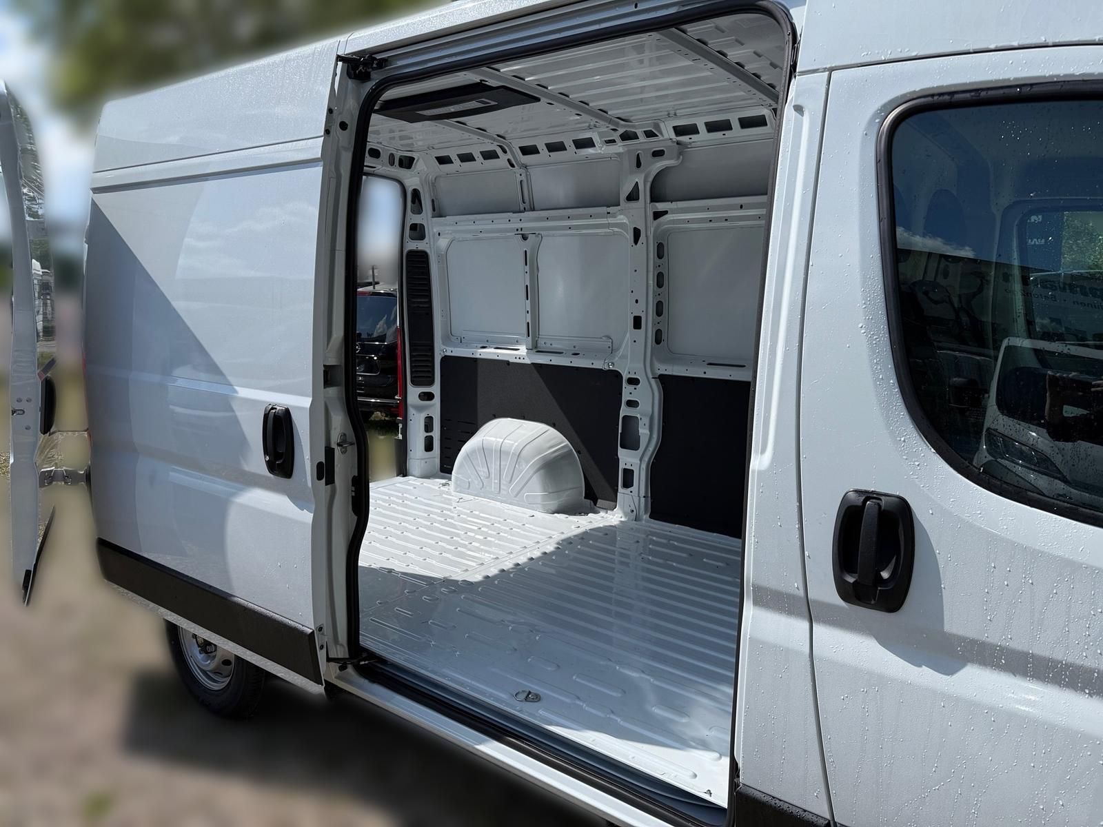 Fahrzeugabbildung Fiat Ducato L2H2 Kastenwagen 140 MT6