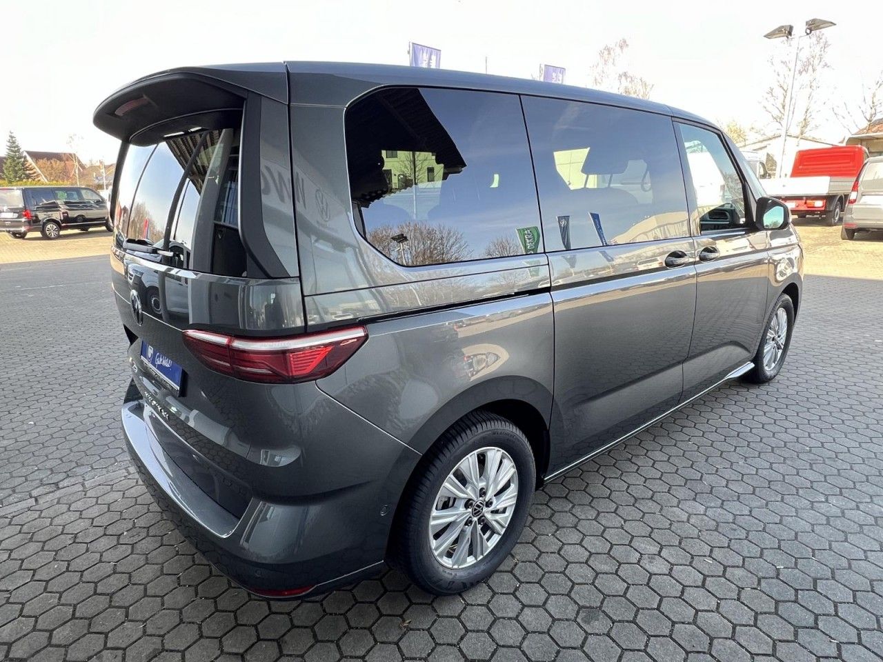 Volkswagen T7 Multivan - Bild 3