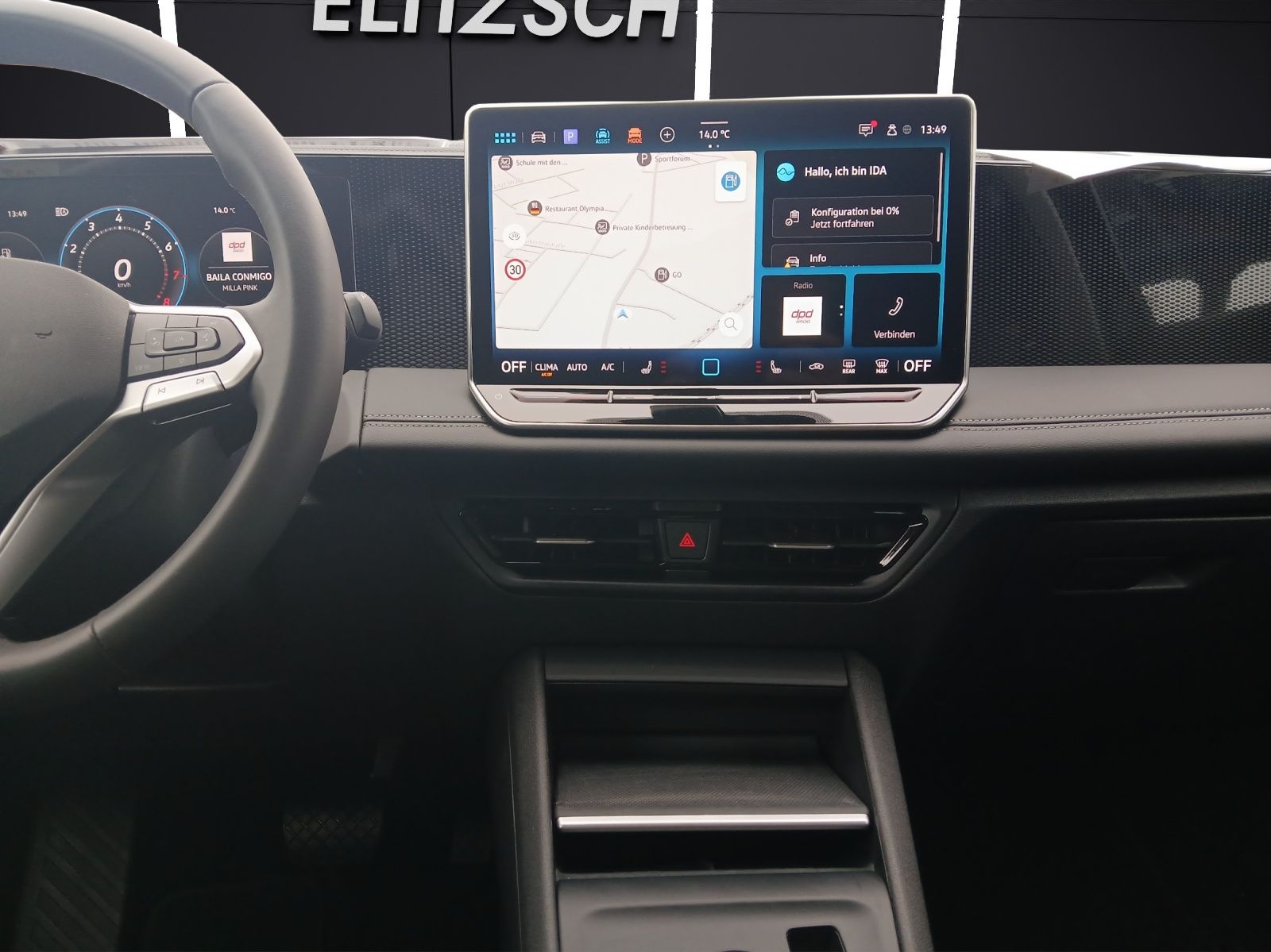 Fahrzeugabbildung Volkswagen Tiguan eTSI Life DSG LED AHK Navi AID ACC RFK SH