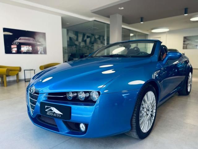 Alfa Romeo Spider 2.4 jdm Exclusive