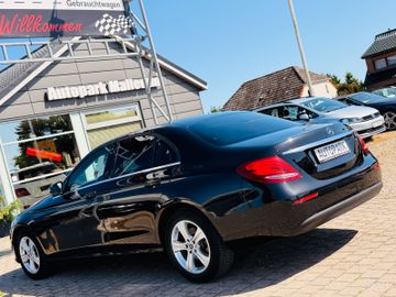 Mercedes E 200 - 5
