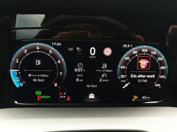Volkswagen Golf - 10