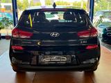 Hyundai i30 Premium Automatik / Sitzbelüftung / R-Kamera - Hyundai i30 mit Diesel-Antrieb: Automatik