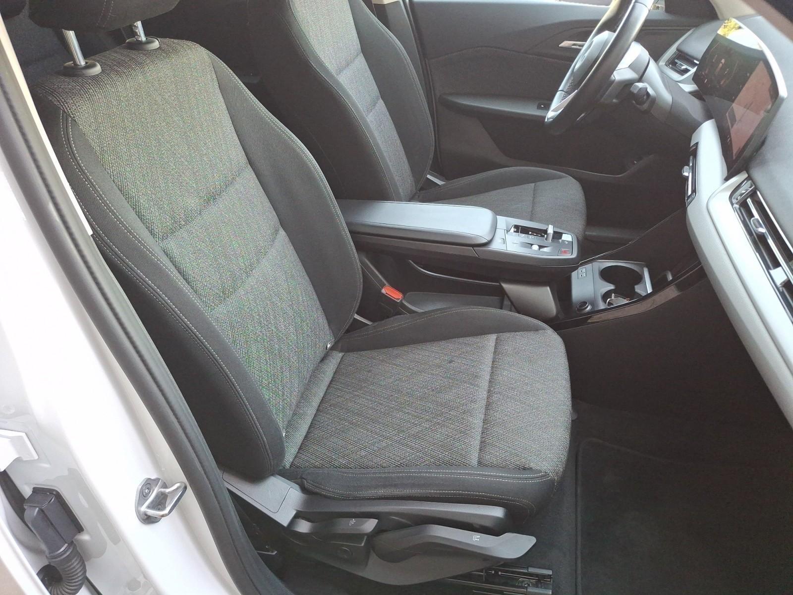 BMW X1 xDrive20d Navi ACC Head-Up AHK 360° Sitzhzg., миниатюра 9
