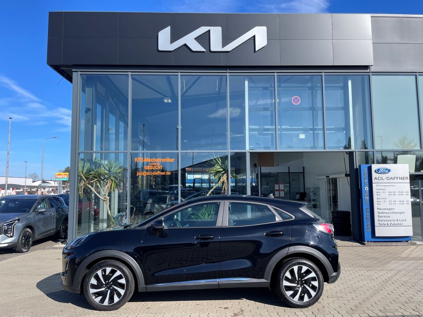 Fahrzeugabbildung Ford Puma Titanium Navi Rückf. Kamera Tempomat