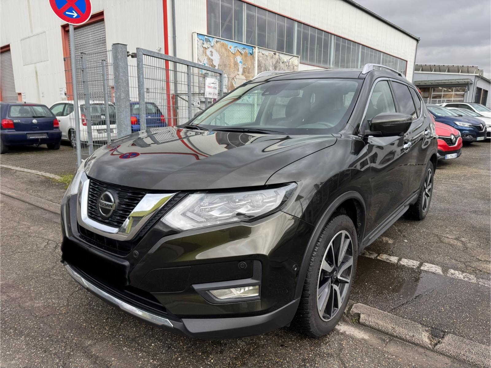 Nissan X-Trail 1.7 dCi TEKNA Pano 7 Sitze