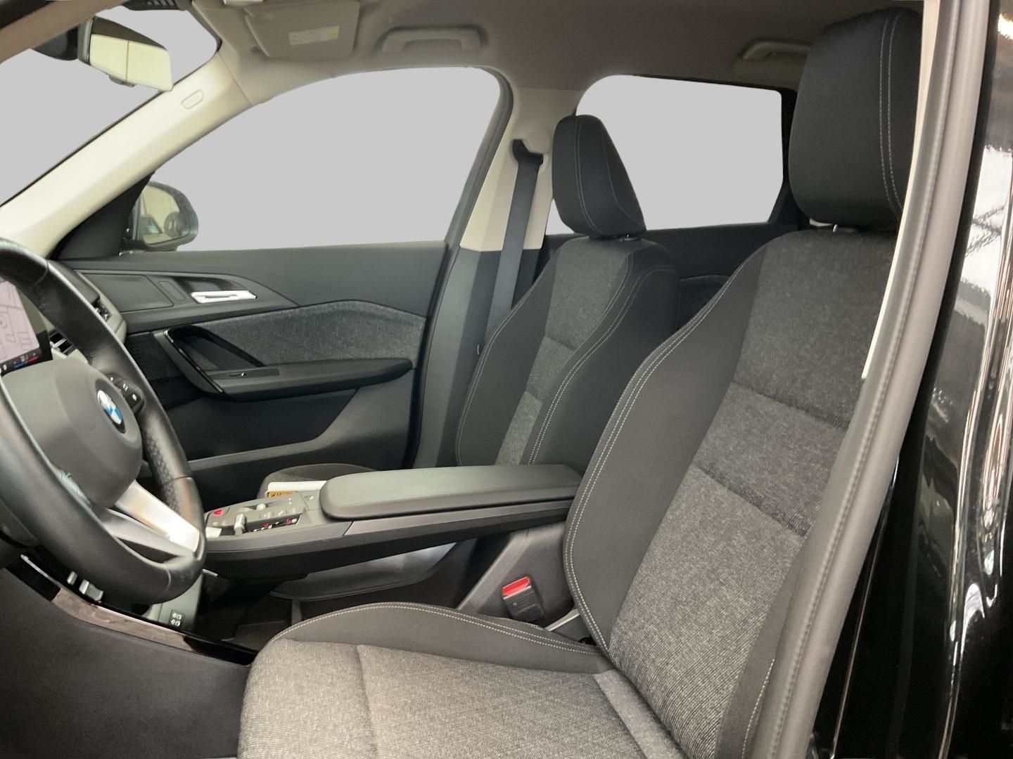 BMW X1 sDrive20d AHK DAB Navi Adaptiv-LED Klima Sitz foto 9
