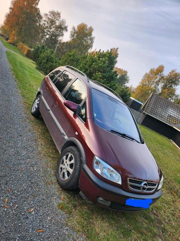 Opel nur heute super Angebot mit Opel Zafira m...