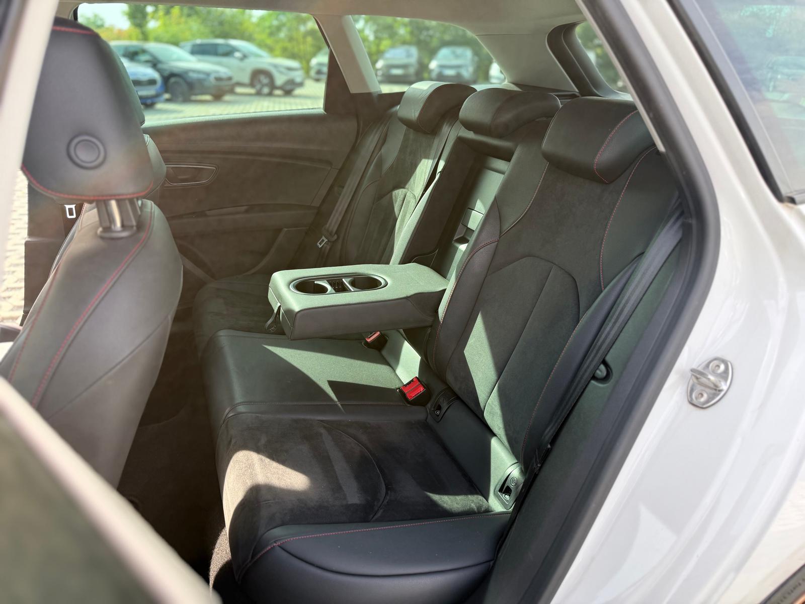 Seat LEON ST FR 1.8TSI LED|NAV|ALCANTARA|SOUND|UNIKAT