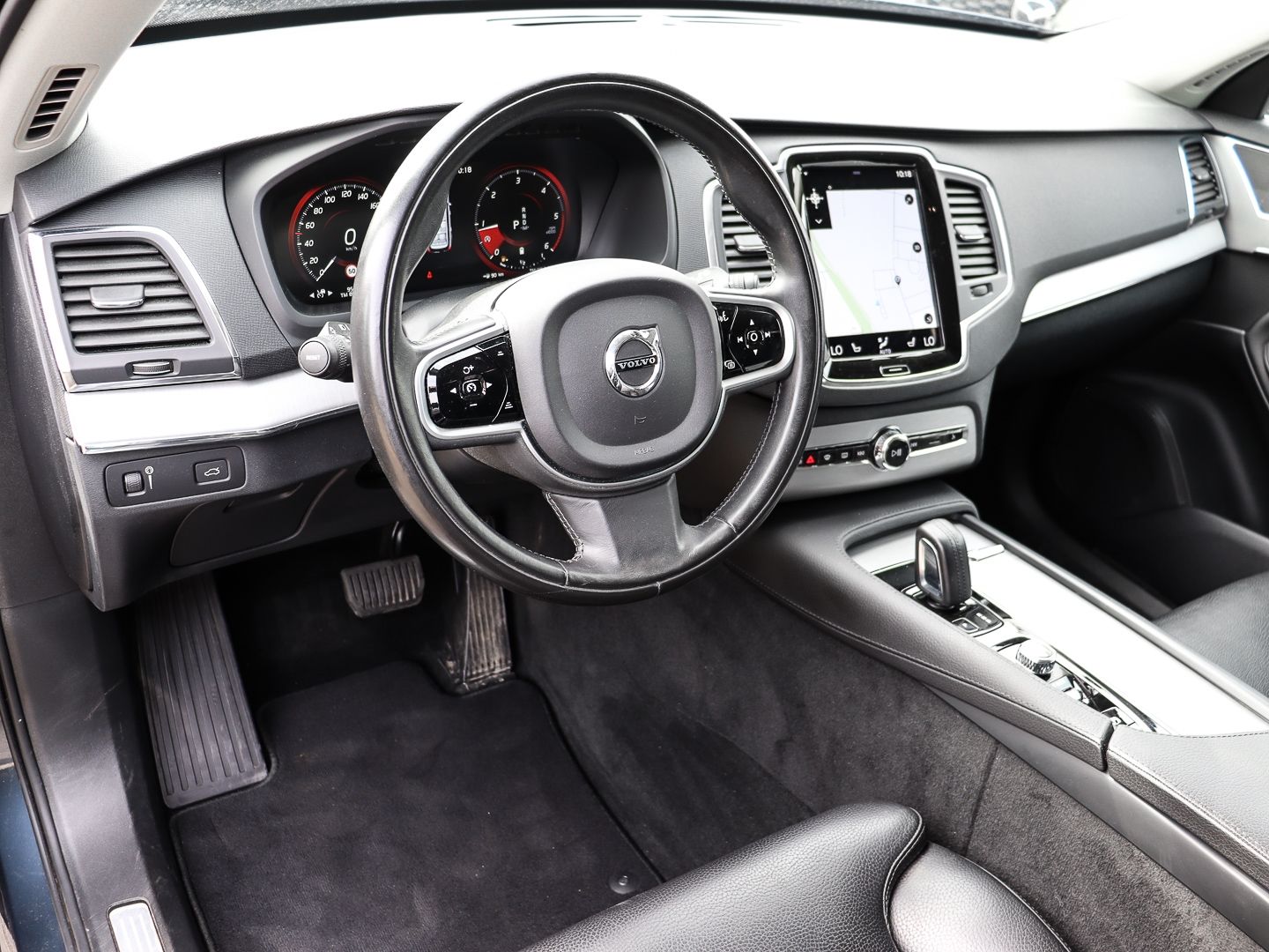 Volvo XC90 Momentum Pro AWD B5 Diesel DPF EU6d AHK Nav foto 4