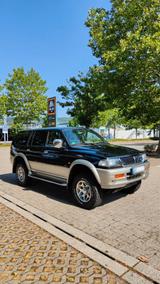 Mitsubishi Pajero Sport 3.0 V6 - Mitsubishi Pajero: Sport