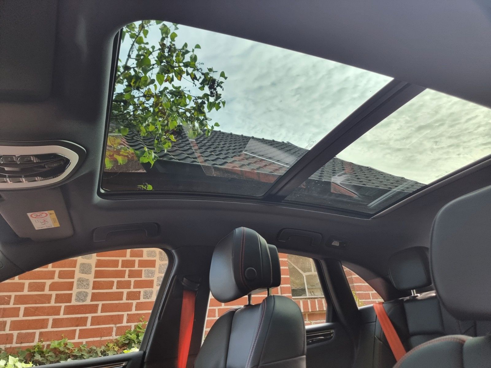 Fahrzeugabbildung Porsche Macan S/Standhzg/Pan./21"/Luft/LED/14-Wege