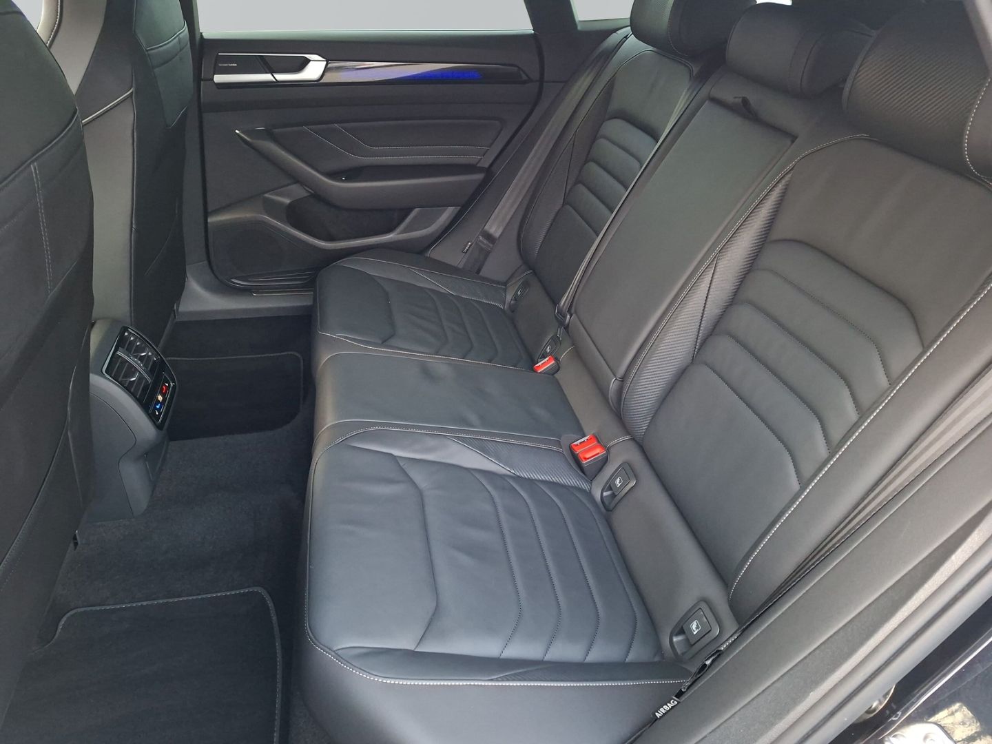 Arteon SB 2.0 R-Line 4Motion *AHK*MATRIX*HARMAN*