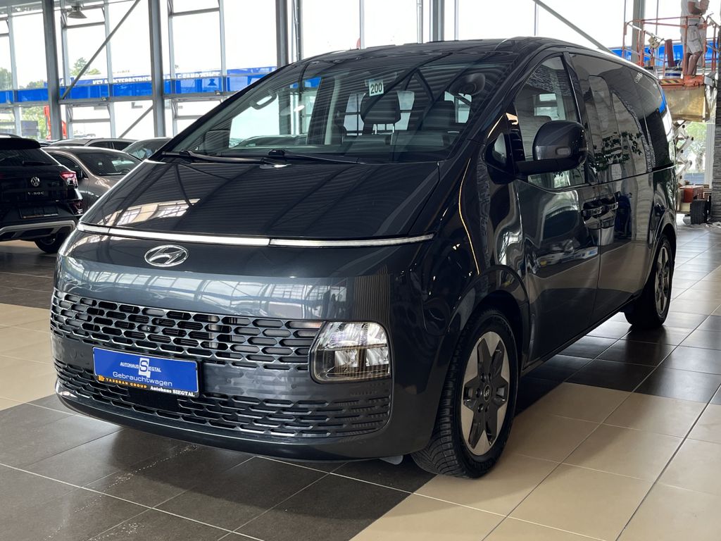 Image of Hyundai STARIA