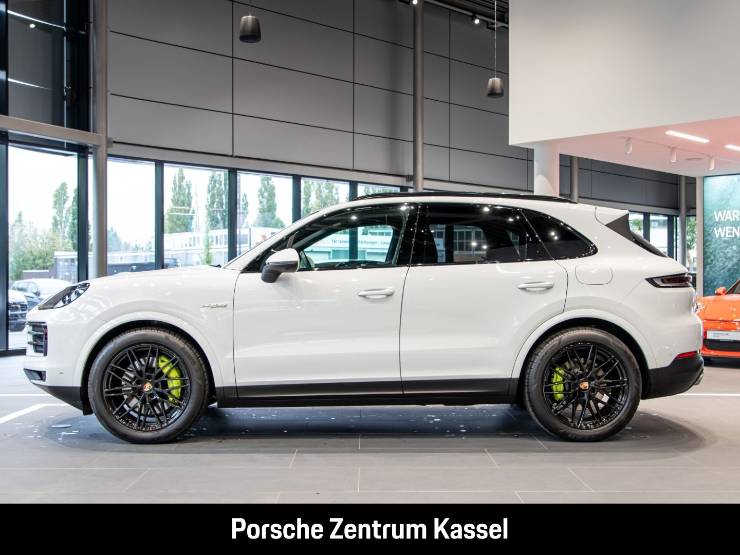 Porsche Cayenne E-Hybrid InnoDrive Head-Up Display BOSE imagem 2