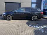 Toyota Avensis Touring Sports 1.8 Edition-S+ - Toyota Avensis: Sport